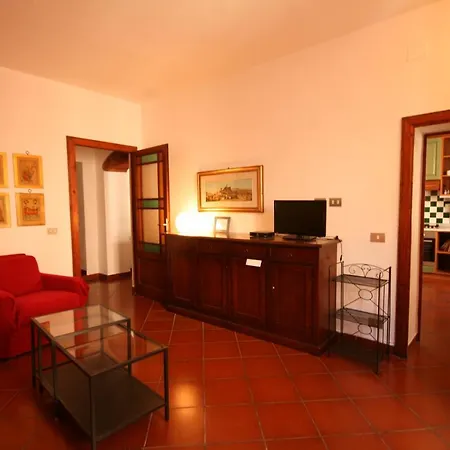 Alexandra In Borgo Apartment *